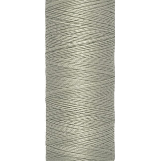 Gutermann Polyestertråd 132, 200m